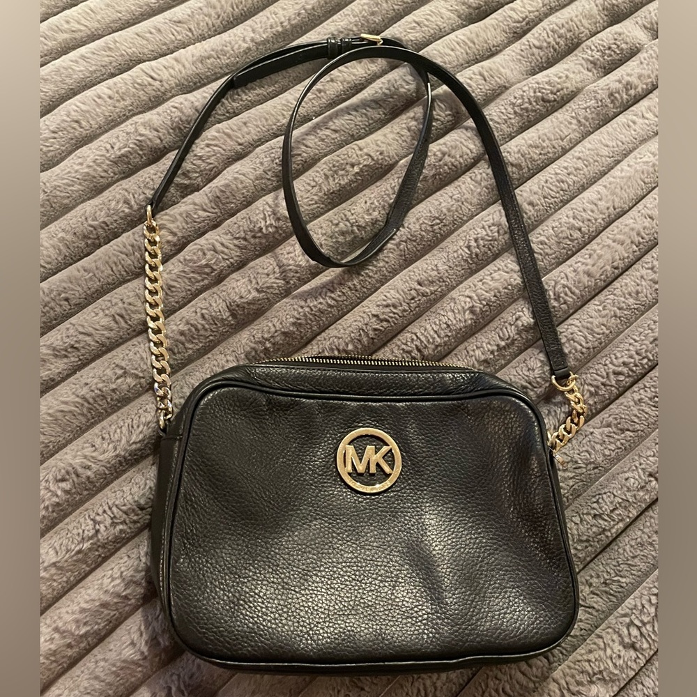 Black Michael Kors crossbody bag